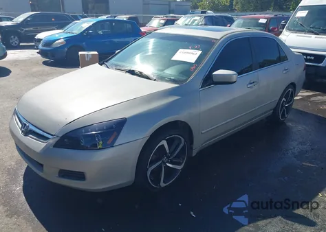 2006 Honda Accord 2.4 Ex from USA, damaged, VIN 1HGCM56706A122056
